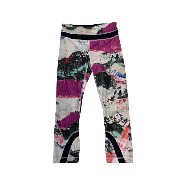 Lululemon Run: Inspire Crop II All Full-On Luxtreme 24” Inseam size 4 - Picture 4 of 8